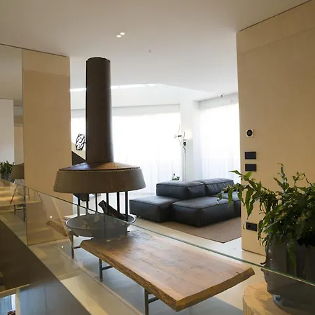 Criu Boutique Hotel *