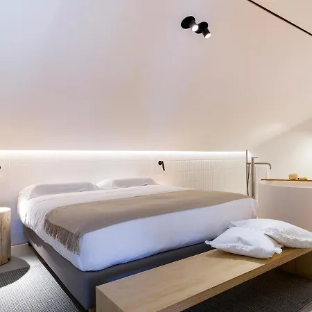 Criu Boutique 니콜로시