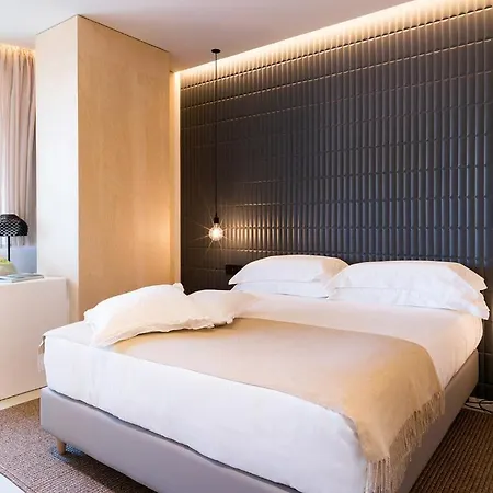 Criu Boutique 호텔 *